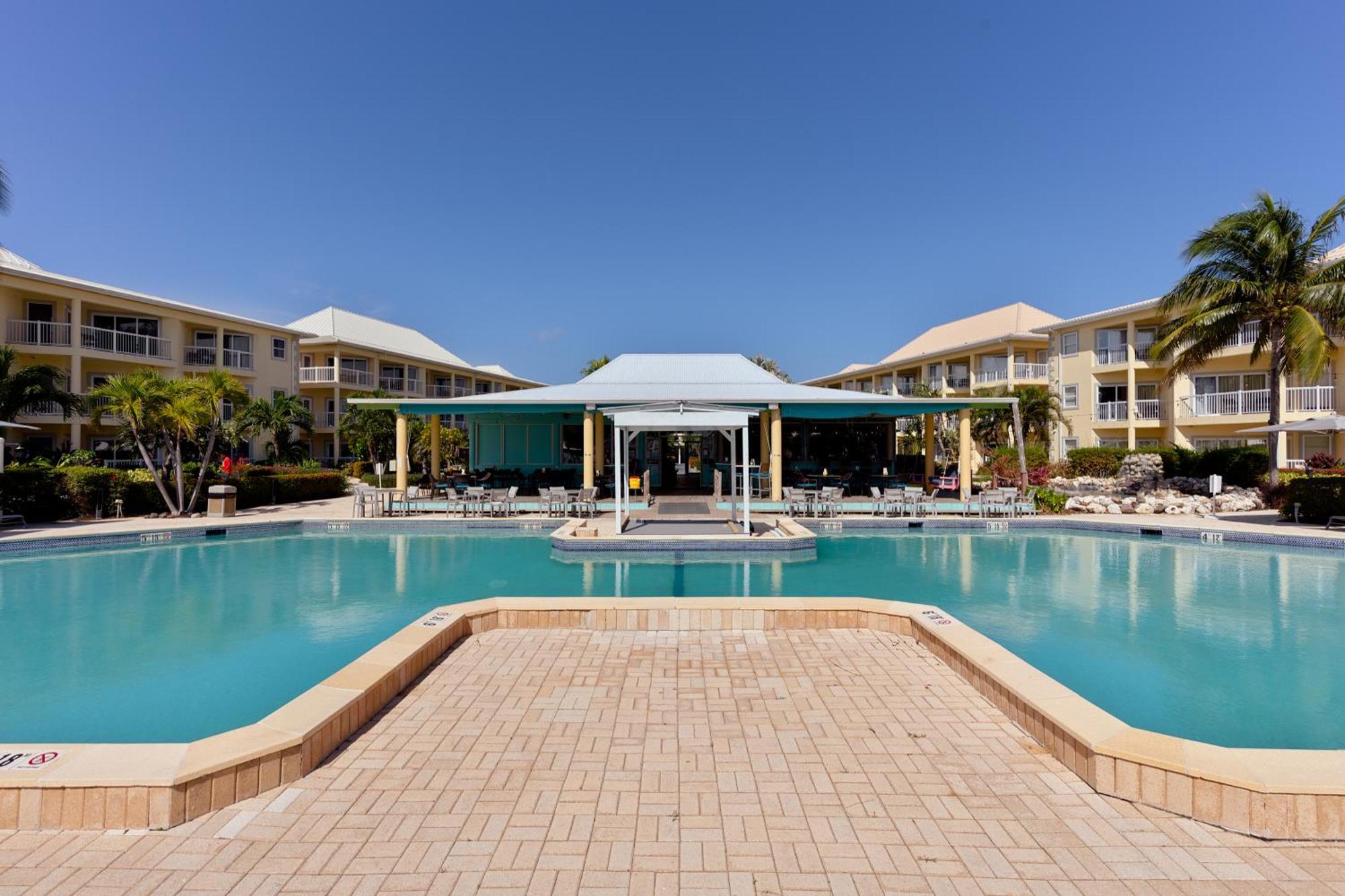 The Grand Caymanian Resort جورج تاون المظهر الخارجي الصورة